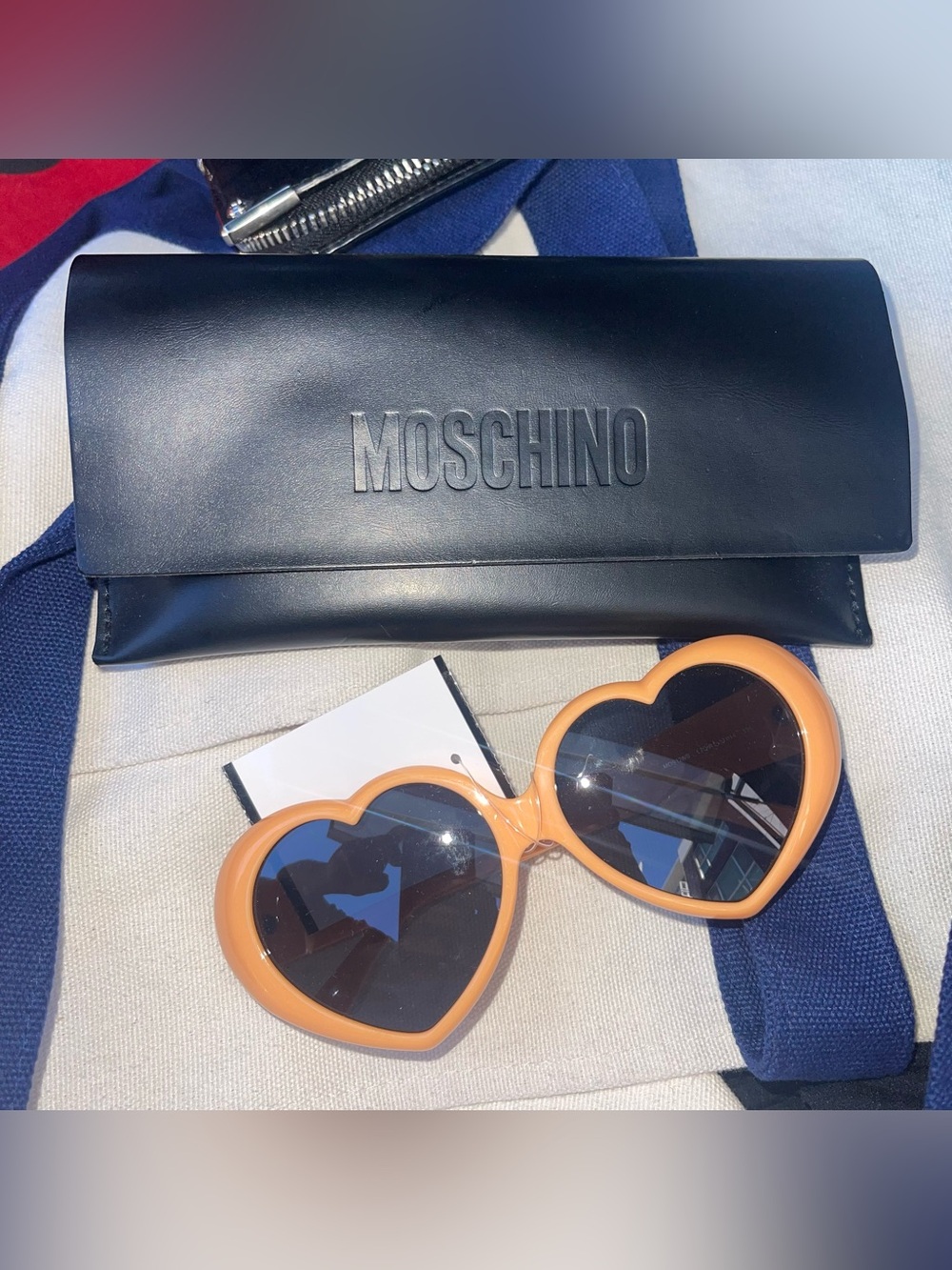 Moschino Heart Shaped Coral Orange Sunglasses NWT Case Included MOS128/S L7Q/IR